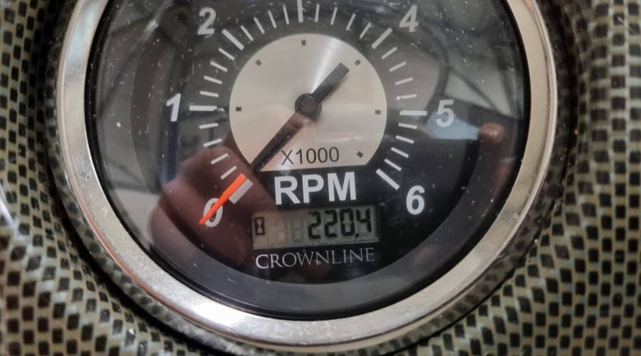 Nette Crownline 18 SS met MerCruiser 3.0 en Pega trailer